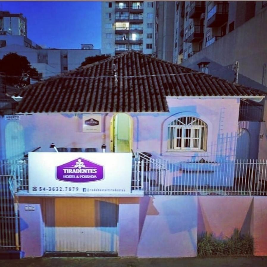 Hostel E Pousada Tiradentes 774 Passo Fundo Extérieur photo